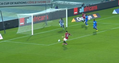 آخرها محمود حمادة.. 5 مشاهد تاريخية للفرص الضائعة في الكرة المصرية (فيديو)